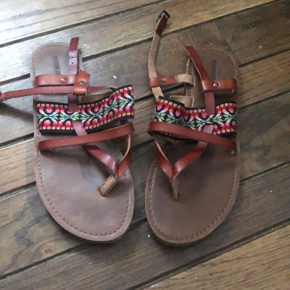 Mossimo  Supply Co. Embroidered Sandals.
